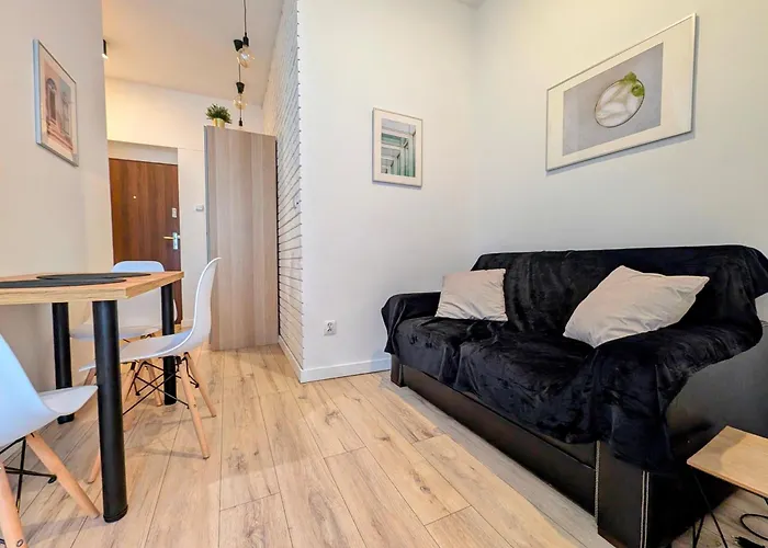 Mazowiecka 11 By Homeprime شقة كراكوفيا