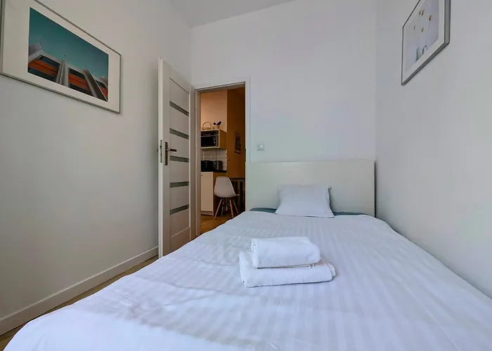 Mazowiecka 11 By Homeprime شقة